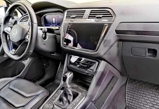 Volkswagen Tiguan cena 209000 przebieg: 71000, rok produkcji 2021 z Kościerzyna małe 92